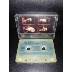 Kaset Queen Greatest Hits albümü. Orijinal.