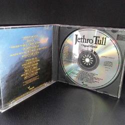 Cd Jethro tull original masters albümü. İtalya baskı çok iyi durumda koleksiyonluk
