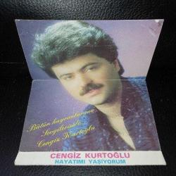 Kaset Cengiz Kurtoğlu hayatımı yaşıyorum albümü. Kartonetin kulakçık kısmı eksik. Orijinal. Dönem Kağıt Baskı.