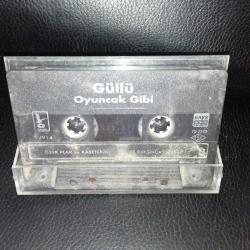Kaset Güllü oyuncak gibi albümü. Kartoneti yok, baştan sona dinlendi sorunsuz çalışıyor.