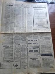 Cumhuriyet Gazetesi - 16 Mayıs 1967 - yeni strateji ve gelişmeler yazan  Ecvet Güresin Başmakale - nakit darlığı ödeme güçlüğü yaratıyor yazan Orhan Erinç - tasarruf bonosu tasarısı kabul edildi - askeri yargıç ve hekimlerin tazminatları azalıyor - tarım Bakanı Bahri Dağdaş CHP Genel sekreteri Bülent Ecevit'e cevap verdi - 19 Mayıs gösterileri Mithatpaşa stadına alındı - 8 yaşındaki Oya olcay'ın öldürülmesiyle ilgili olarak 4 üniversiteli nezarete alındı - hekimler sıra ile doğuya gönderilecek - aylak Musa karikatür - bay Süleyman'ın nüshai sani'si yazan İlhan Selçuk - Başbakan Süleyman Demirel işçilerimizi uyardı - Devlet bakanı Hüsamettin Atabeyli hoparlörle ezan okunmasının mahsuru yoktur - ormancılık davamızın iç yüzü yazan Profesör Doktor Selahattin İnal - Galatasaray'ın antrenörü ve sekreteri Gündüz Kılıç istifa etti fotoğraf - Hüseyin Alp en sempatik basketbolcu fotoğraf - Can Bartu Haziran ayı sonunda gelecek - uluslararası olimpiyat komitesi başkanı Avery Brundage İstanbulda