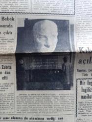 Cumhuriyet Gazetesi - 6 Mayıs 1958 - gezi notları 6 ağaçlar yazan Nadir Nadi Başmakale - yevmiyeli personel tasfiye ediliyor - büyük bebek gazinosunda yangın çıktı - liselerde askerlik kampları önümüzdeki ders yılı açılacak - mecliste dünkü tartışma - Brüksel Fuarındaki Türk pavyonu fotoğraf - fener'deki Yuvakimyon Rum Lisesi ile Sultanselim kız Enstitüsü öğrencileri arasında kavga sebebiyle tahkikat açıldı - Şair Behçet Kemal Çağlar Ayvalık camii'nde vaiz verdi fotoğraf - Üsküdar vapuru bugün limanımıza geliyor - Kıbrıs'ta Türklere karşı açılan iftira kampanyası - Ayasofya yolunda bulunan mozaikler yazan Samih Nafiz Tansu - Üçüncü Alev yazan Nihal Karamağaralı Yazı Dizisi - umumi nakliyatı nasıl ayarlamalı yazan Burhan Felek - meşhur balerin Margot Fonteyn Ankara'da fotoğraf - Aziz Nesin ilanı - Alaattin Güneş ile ihtilafa düşen Fenerbahçe kız takımı toptan istifa edecek fotoğraf - Mustafa Türk atletizm ajanı oldu fotoğraf - İsrail Romanya basketbol maçını idare eden Turgut Atakol