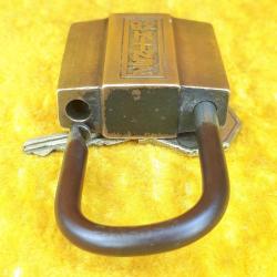 VINTAGE ZENITH 38 PİRİNÇ ASMA KİLİT