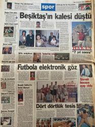 MİLLİYET GAZETESİ DOĞUM GÜNÜ HEDİYESİ - 15 EYLÜL 1998  - TAM TAKIM 34 SAYFADIR -Sami Kohen-Güneri Cıvaoğlu-Gürcan Bilgiç-Ömer Üründül-Halil Özer-Attila Gökçe-Kartal Yiğit-Tankut Antıkacıoğlu-Ragıp Tekin-Hakan Şükür-Süleyman Seba-Rüştü Reçber-Löw-Fatih Terim-Hakan Ünsal-Yavuz Donat-Murat Kiray-Birsen Altuntaş-Jennifer Lopez-Helen Hunt-Billy Crystal-Sezen Aksu-Kıvanç Tatlıtuğ Türban korsanı-Ecel teri döktürdü-Tahrikten teröre-Hindistan’la 3 anlaşma-Aç kapıyı Fener-Löw sabır istiyor-Tarih yazacağız-Devler arasına gireceğiz-Hakan 9 takıma bedel-Goller ve güller-Beşiktaş’ın kalesi düştü-Futbola elektronik göz-Bu gurur Türkiye’nin-Hunt’a ikinci Oscar TV’den-Kıskanılan son bomba-Sezen Alevi filminde-Sporola-karikatürcü İslam Çupi