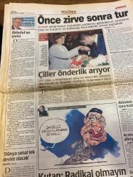 MİLLİYET GAZETESİ DOĞUM GÜNÜ HEDİYESİ - 13 NİSAN 2000  - TAM TAKIM 36 SAYFADIR -Devlet Bahçeli-Bülent Ecevit-Rahşan Ecevit-Taha Akyol-Güneri Cıvaoğlu-Hikmet Bila-Fatih Terim-Gheorghe Hagi-Erhan Telli-Ercan Güven-Attila Gökçe-Zafer Arapkirli-Zarife Yıldırım-Murat Ağca-Günseli Önal-Ümran Avcı-Taha Akyol-Aslı Oktener-Neslihan Güyar Cep’ten rekor çıktı-Asker de olur-Mutfak çetesi-Türkerler alınmalı-Korkuyorum-Leeds’ten tehdit-Minderin ana kuzusu-G.Saray podyumda da şampiyon-Dişi timsahlar-Bu kez rahatlattı-İşsizim fanatiğim bunalımdayım-Bahçeli’nin penceresinden