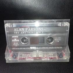 Kaset Alan Parsons try anything once albümü. kartoneti yok, baştan sona dinlendi. sorunsuz çalışıyor