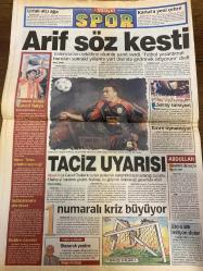 MİLLİYET GAZETESİ DOĞUM GÜNÜ HEDİYESİ - 10 MAYIS 2000  - TAM TAKIM 38 SAYFADIR -Yusuf Karakuş-Abdülhamit Çelik-Güneri Cıvaoğlu-Hasan Cemal-Halil Özer-Yusuf Kobal-Tuncay Şen-Doğan Koloğlu-Bilal Meşe-Ercan Güven-Cengiz Malgir-Melih Aşık-Yalçın Doğan-Yasin Akın-Sadık Baykal-Murat Çetinkaya İzmit’teki ölüm kampı-Ajana beraat-Arif söz kesti-Taciz uyarısı-Numaralı kriz büyüyor-İşte Beşiktaş 2000-Ağa’nın atı tutulmaz-Her taşın altı Tahran-Açık pencere-Tarih sevgimiz-Hukuk sızıntısı-Avrupa Günü’nde garip sıkıntı-Çiziyorum-karikatürcü Ercan Akyol