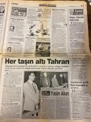 MİLLİYET GAZETESİ DOĞUM GÜNÜ HEDİYESİ - 10 MAYIS 2000  - TAM TAKIM 38 SAYFADIR -Yusuf Karakuş-Abdülhamit Çelik-Güneri Cıvaoğlu-Hasan Cemal-Halil Özer-Yusuf Kobal-Tuncay Şen-Doğan Koloğlu-Bilal Meşe-Ercan Güven-Cengiz Malgir-Melih Aşık-Yalçın Doğan-Yasin Akın-Sadık Baykal-Murat Çetinkaya İzmit’teki ölüm kampı-Ajana beraat-Arif söz kesti-Taciz uyarısı-Numaralı kriz büyüyor-İşte Beşiktaş 2000-Ağa’nın atı tutulmaz-Her taşın altı Tahran-Açık pencere-Tarih sevgimiz-Hukuk sızıntısı-Avrupa Günü’nde garip sıkıntı-Çiziyorum-karikatürcü Ercan Akyol