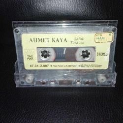 Kaset Ahmet Kaya Şafak türküsü albümü. Orijinal. 1987 Taç plak Kağıt Baskı. Kartoneti yok, baştan sona dinlendi sorunsuz çalışıyor
