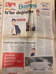 MİLLİYET GAZETESİ DOĞUM GÜNÜ HEDİYESİ - 29 MAYIS 2002 - TAM TAKIM 34 SAYFADIR -Ahmet Necdet Sezer-Bülent Ecevit-Devlet Bahçeli-Hasan Cemal-Güneri Cıvaoğlu-Tuncay Özkan-Feridun Çelik-Sad Orpatat-Hüseyin Kıvrıkoğlu-Kürşat Yılmaz-DHKP-C Özpolat-Serhat Oğuz-Mustafa Oğuz-Aynur Şenoğlu-Rudolf Hoess-Nouma-Cordoba-Sergen Yalçın-Alpay Özalan-Atilla Gökçe-Cüneyt Kırkaya-Necmi Kepetihan-Halil Özer-Hüseyin Tekelioğlu-Yurtiş Tümer-Galip Demir-Ayla Tayhan-Başak Gürsoy-Meral Cihan-Kadife Şahin-Mustafa Özyürek-Ebru Sungur-Botan Berker-Kemal Kıvanç-Cavit Çağlar-Michael Crichton-Aynur Şenoğlu-Tasmaniya Kaplanı DNA’sı-‘O cesur adım’ askerden geldi-İstesem de gidemem-Yüce Yargı affetmedi-Bahçeli yine yerinde saydı-Bahçeli o cesur adımı atar mı-Önümüz kesilirse Tayyip öne çıkar-Yüce Mahkeme affetmedi-Alın size boru hattı-Tasmaniya kaplanı yeniden doğacak-Berlin’in en güzel polisi bir Türk kızı-Ben ölüyorum sen sigorta paramı al-Futbolda vergi reformu-Nouma’ya pençe-Cordoba tamam-Sergen uçuyor