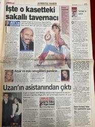 MİLLİYET GAZETESİ DOĞUM GÜNÜ HEDİYESİ - 10 EYLÜL 2003 - TAM TAKIM 30 SAYFADIR -Gülben Ergen-İlyas Atak-Hasan Cemal-Thomas Weston-Güneri Cıvaoğlu-Mehmet Y. Yılmaz-Taha Akyol-Hülya Eroğlu-Özlem Savaş-Yaşar Çakmak-Ali Eyüboğlu-Erdal Kılıç-Yaman Törüner-Levent Köprülü-Bülent Aydın-Hakan Ünsal-Senol Güneş-Hakan Şükür-Okan Yılmaz-Alpay Özalan-Fatih Terim-Sümer Aybaba-Ali Güneş-Cemal Aydın-Bülent Aydın-Nahum-Levent Köprülü-Yıldırım Aktuna-Murat Günak-Rauf Tamer-Vedat Bayrak-Gülsevil Karahan-Ece Ulusoy-Ve kuruş geri dönüyor-Türbanı sokacak-Prova hatası-Artılarımız fazla-Kulüplerden tehdit-Fener’e talih kuşu-Sümer dönmemeli-Şikayetimiz yok-Türkiye istikrara kavuştu, yeni üretimler için kapı açıldı-İşte o kasetteki sakallı tavernacı-Uzan’ın asistanından çıktı-Atak’ın eski sevgilileri panikte-ABD’den tuhaf Kıbrıs çıkışı