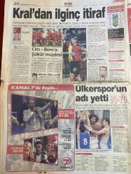 MİLLİYET GAZETESİ DOĞUM GÜNÜ HEDİYESİ - 4 EKİM 2003 - TAM TAKIM 30 SAYFADIR -Recep Tayyip Erdoğan-Cem Uzan-Hülya Avşar-Tarkan-Hasan Cemal-Güneri Cıvaoğlu-Fikret Bila-Tuncay Özkan-Rıdvan Dilmen-Erdoğan Şenay-Yusuf Yıldırım-Bilal Meşe-Şenol Güneş-İlhan Mansız-Emre Aşık-David Beckham-Sergen Yalçın-Fatih Terim-Hakan Şükür-Metin Akçaabat-Efevi Aksoy-Kemal Uzan-Hakan Uzan-Yavuz Uzan-Güngör Uras-Semra Pelek-Bir düşüş daha-Ada havası yaradı-Kartal hasar aldı-Kral’dan ilginç itiraf-Cim-Bom’a Şükür müjdesi-Ülkerspor’un adı yetti-Paralar kaçıyor-Enflasyon tuş oldu-Yurtdışına para kaçırıyorlar-7 katrilyon halkın sırtında-Uzanlar artık tüm dünyada aranacak