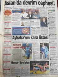 MİLLİYET GAZETESİ DOĞUM GÜNÜ HEDİYESİ - 3 EKİM 2003 - TAM TAKIM 34 SAYFADIR -Recep Tayyip Erdoğan-Güneri Cıvaoğlu-Hasan Cemal-Michael Jackson-Sergen Yalçın-Şenol Güneş-Lucescu-Bilgin Gökberk-Orhan Yıldırım-Hakan Şükür-Ali Dürüst-Özhan Canaydın-Hamit Turhan-Hakan Şükür-Frank de Boer-Orhan Ak-Cihan Haspolatlı-Rebrov-Tuncay Şanlı-Daum-Yusuf Dursun-Oğün Temizkanoğlu-Ayhan Akman-Yattara-Van de Paar-Petkoviç-Metin Çeker-Mario Campos-Richard Burns-Carlos Sainz İletişimde kopukluk var-Köşeyi dönüp vuruyor-PKK’ya beş sert darbe-Fener’e aynı kostüm-Hakan-Rebrov kadroya girdi-Hooijdonk’a baraj yok-Sergen: Sahada isim değil cisim iş yapar-Lucescu frene bastı-İlhan Mansız’a 28 milyar ceza-Aslan’da devrim cephesi-Aybaba’nın kara listesi-Kollar erken sıvandı-Rallide hüzün-Gözler San Remo’da