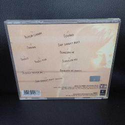 Cd Bendeniz demedim mi albümü. Kartonette yazı var. Orijinal. sorunsuz çalışıyor.