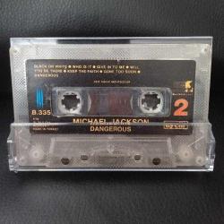 Kaset Michael Jackson Dangerous Albümü. 1991 Kağıt Baskı. Kartoneti yok, baştan sona dinlendi sorunsuz çalışıyor