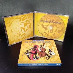 Cd Ustalara saygı - caz denince akla gelenler albümü, sıfır ayarında 2 cd. Koleksiyonluk