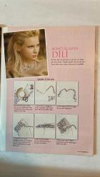 BURDA ELBİSE PATRONLU DERGİ - OCAK 2013 - 50 60 YILLARIN GÖZDE MODELLERİNE YENİ YORUMLAR - EVDEKİ RAHATLIK - 44-52 BEDENDE DERİ YELEK ELEGAN MANTO VE ETEKLER - GÖSTERİ ZAMANI - 2013 MODA TRENDLERİ - HER TARZDAN HER STİLDEN GÜZEL GİYİNMEYİ SEVEN KADINLARA MUHTEŞEM MODELLER - ZARİF PANTOLON CEKET TAKIMLAR - SADE ELBİSELER - SEÇKİN DÖPİYESLER - BU YIL ÇOK ŞIK GEÇECEK - KOLEKSİYON 1967 - ELBİSE - MANTO - BONCUKLARIN DİLİ - İŞLEME YÖNTEMİ - SCHNITTROGEN - PATTERN SHEET - DİKİŞ SÖZLÜĞÜ  –  TAM TAKIM 60 SAYFA