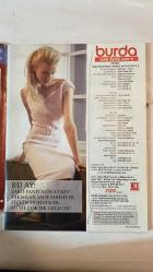 BURDA ELBİSE PATRONLU DERGİ - OCAK 2013 - 50 60 YILLARIN GÖZDE MODELLERİNE YENİ YORUMLAR - EVDEKİ RAHATLIK - 44-52 BEDENDE DERİ YELEK ELEGAN MANTO VE ETEKLER - GÖSTERİ ZAMANI - 2013 MODA TRENDLERİ - HER TARZDAN HER STİLDEN GÜZEL GİYİNMEYİ SEVEN KADINLARA MUHTEŞEM MODELLER - ZARİF PANTOLON CEKET TAKIMLAR - SADE ELBİSELER - SEÇKİN DÖPİYESLER - BU YIL ÇOK ŞIK GEÇECEK - KOLEKSİYON 1967 - ELBİSE - MANTO - BONCUKLARIN DİLİ - İŞLEME YÖNTEMİ - SCHNITTROGEN - PATTERN SHEET - DİKİŞ SÖZLÜĞÜ  –  TAM TAKIM 60 SAYFA