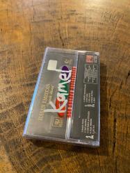 HASAN EMRECAN - BOZUK DÜZEN - KASET (JELATİNİNDE)