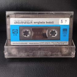 Kaset Bergen sevgimin bedeli albümü. 1988 Kağıt Baskı. Kartoneti yok. Baştan sona dinlendi sorunsuz çalışıyor