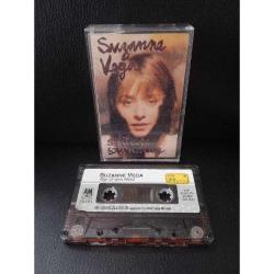 Kaset Suzanne Vega days of open hand albümü. Kaset kartonet uyumsuz. Baştan sona dinlendi sorunsuz