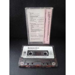 Kaset Suzanne Vega days of open hand albümü. Kaset kartonet uyumsuz. Baştan sona dinlendi sorunsuz