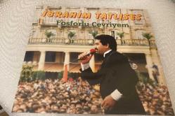 Fosforlu Cevriyem İbrahim Tatlises  PLAK SIFIR JELATİNLİ AMBALAJINDADIR yeni baskıdır