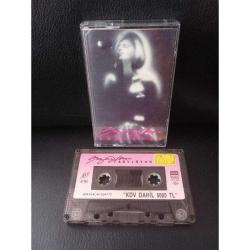 Kaset Sezen Aksu söylüyor albümü. Kağıt baskı