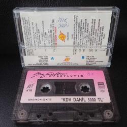 Kaset Sezen Aksu söylüyor albümü. Kağıt baskı