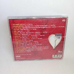 Cd neredesin Firuze orijinal film müzikleri albümü. Orijinal. Sorunsuz çalışıyor.   1 Enstrumental– Gaip Arabesk (Intro) 2 Özcan Deniz– Şarkıların Büyücüsü 3 Özcan Deniz, Cem Özer, Haluk Bilginer, Ragıp Savaş, Ruhi Sarı– Ya Evde Yoksan 4 Özlem Tekin– Kara Sevda 5 Ciguli– Sabır 6 Özcan Deniz, Ragıp Savaş– Beni Affet 7 Müslüm Gürses– Sensiz Olmaz 8 Ata Demirer– Maskeli Balo 9 Burcu Güneş– Gaip Yol 10 Ata Demirer– İtirazım Yok 11 Enstrumental– Gaip Arabesk (Rast) 12 Özcan Deniz– Ahirim Sensin 13 Ata Demirer– Çizdim 14 Bulutsuzluk Özlemi– Törki Törki 15 Ata Demirer– Tavla 16 Ragıp Savaş, Janset– Yalnızım Dostlarım 17 Işın Karaca– Aynı Cemin Bülbülüyüm 18 Erol Büyükburç– İnleyen Nağmeler 19 Enstrumental– Gaip Arabesk