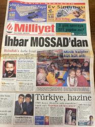 MİLLİYET GAZETESİ DOĞUM GÜNÜ HEDİYESİ - 19 OCAK 2000 -TAM TAKIM 32 SAYFADIR -Ehud Barak-Önder Yılmaz-Ecevit-Hassan Nasrallah-Afif Harb-Fikret Bila-Sevim Çağlayan-Hasan Cemal-Doğan Koloğlu-Attila Gökçe-Kartal Yiğit-Halil Özer-Haluk Ulusoy-Zeman-Giray Bulak-Ahmet Akcan-Seyfi Alanya-Metin Oktay-Süleyman Seba-Ayça Atikoğlu-Mina Urgan-Orhan Pamuk-Ayşe Kulin-Banu Bozdemir-Yiğit Okur-Can Yücel-Afife Jale-Sibel Can-Sevim Çağlayan-Carlos Santana-Britney Spears-Lauryn Hill-Will Smith-Magazin Servisi-Alpay Özalan-Gürcan Bilgiç-Müjdat Yetkiner-Zavallılar-Fener’e ağır ceza-Samsun’u şampiyon yapardım-Seba 4-4-2 istedi-Bir tarih canlandı-Bulak’tan garanti-Büyü mü yaptılar?-Edebiyat popülerleşiyor mu?-Sanat ve mafya-Aşk ve hüzün-Topkapı kitap oldu-İşte halkın zirvesi-Bir yıldız daha kaydı-Sibel Can’a haciz şoku-Göz kamaştıran yarışma-İhbar MOSSAD’dan-Türkiye hazine-Minicikler küt küt attı-Susurluk hatırası-Hizbullah’a darbe İsrail-MOSSAD işbirliğiyle gerçekleştirildi-PKK bayrağı çıktı-Kira yasası tam - İdil Koleksiyon