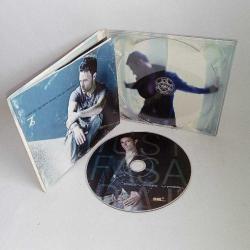 Cd Mustafa Sandal devamı var albümü, dinlemeyi etkilemeyen çizikler var. Orijinal. Sorunsuz çalışıyor.