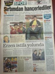 MİLLİYET GAZETESİ DOĞUM GÜNÜ HEDİYESİ - 27 OCAK 2000 - TAM TAKIM 30 SAYFADIR -Ertuğrul Özkök-Fethullah Gülen-Recai Kutan-Mesut Yılmaz-Tansu Çiller-Bülent Ecevit-Gazi Erçel-Bill Clinton-Hüseyin Velioğlu-Süleyman Demirel-Hasan Cemal-Oktay Derelioğlu-Halil Özer-Atilla Gökçe-Bilal Meşe-Gürcan Bilgiç-Ahmet Dursun-Bülent Uygun-Vedat Okyar-Sina Koloğlu-Serkan Derya-Luke Mango-Osman Boran-Rasim Öztekin-Kadir Çelik-Tarkan-Kenan Doğulu-İbrahim Tatlıses-Gülben Ergen-Mehmet Ali Erbil-Nur Sürer-Cem Davran-Güner Uygur-Tuncay Şanlı-Mustafa Altıoklar-Haluk Bilginer-Fazilet’e muhtıra-Korku filmi gibi-Jet vurgun-Hücrede bomba imal etti-Bedenlerini paylaştılar-Sırtımdan hançerlediler-Erzen istifa yolunda-Ne de olsa Aslan-Boliç’ten ani dönüş-Bulak benim eserim-Ahmet Dursun tehlikesi-Hırsızların peşinde-Yeni ikili-Kanald D’de bugün-Davos’ta Türk gecesi-Davos’un yıldızı Clinton-Hollywood’dan küresel hayaletlere-Çarkıfelek-Yılan Hikayesi-Yasak Kadın
