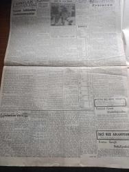 Cumhuriyet Gazetesi - 18 Ekim 1949 - denemeye bakarak yazan Nadir Nadi Başmakale - hükümet ara seçimin katî neticelerini Dün tebliğ etti - hükümet İstanbul'daki iştiraki %19,25 olarak bildirdi - seçim kurulu da son tebliğinde 34,2'ye çıkardı - Yunan çetecileri dün iç harbe son verdiler fotoğraf - Manisa Akhisar'da davul zurnalarla rey sandığı bekleyen halk partililer fotoğraf - lokomotiflerimizde ham raman petrolü yakılacak - Rusya Çin'den sonra hindistan'a el atıyor - Türk hududundaki Rus askeri harekatı - Chopin'in 100. Ölüm yıldönümü sebebiyle İstanbul ve Ankara radyolarında hususi program - Teknik üniversite açıldı açılışa katılan Rauf Orbay'a gençlik büyük tezahürat yaptı fotoğraf - Fransız komünistleri bizim iç işlerimizle uğraşmaya başladılar - korsanlar filmi Lale ve elhamra'da  - Bir Çiçek Üç Böcek filmi -  hala vurdumduymazlık yazan Burhan Felek - gazeteciler cemiyeti'nin dünkü kokteyli fotoğraf - Eyüp'te açılan dispanser fotoğraf - Turgut Reis yazan Halikarnas Balıkçısı