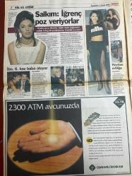 MİLLİYET GAZETESİ DOĞUM GÜNÜ HEDİYESİ - 4 KASIM 1998 - TAM TAKIM 32 SAYFADIR -Hasan Cemal-Nuh Mete Yüksel-Deniz Baykal-Levent Kırca-Derya Sazak-Sema Karabıyık-Derya Tuna-Selim Genç-Sedat Benli-Fatih Terim-Murat Ağca-Bilal Meşe-Güven Taner-Orçun Onat-Bülent Karpat-Doğan Koloğlu-Atila Gökçe-Erman Şener-Vedat Yetişen-Vedat Yetişenler-Gürcan Bilgiç-Bülent Karpat-Güneri Cıvaoğlu-Zafer Mutlu-Tayfun Doğan-Bülent Erkmen-Nesim Malki-Bedirhan Zeki-Taylan Doğan-ABD-İngiltere-Hollanda-Almanya-Fransa-İspanya-Yunanistan-Arnavutluk-Fazilet uyarısı-Terror tuner Aşıyı Scutz-Almanya uyuyor mu-Malki tetikçisi cezaevinde-Gedik gözaltına alındı-Önleyici güvence-CHP desteği grevi erteletti-Bir kamyon bin kaset-Hasan Cemal Milliyet’te-Adriyatik’ten Çin Seddi’ne-Zirve Aslan’ı bekliyor-Toshack çilingir arıyor-Valerenga bizden korksun-Cim Bom’da sarı alarm-Hedef bir puan-Oğuz Aykut Adana’da-Balic Boliç forvette-Yüzler gülüyor-Fenerbahçe’de çaycı yok-Tofaş rövanşı aldı-Avrupa gecesi-Salkım iğrenç poz veriyorlar-