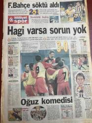 MİLLİYET GAZETESİ DOĞUM GÜNÜ HEDİYESİ - 1 KASIM 1998 - TAM TAKIM 34 SAYFADIR -Ayşe Kulin-Levent Kırca-Güneri Cıvaoğlu-Sezen Aksu-Türkan Soray-Ali Poyrazoğlu-Gazaner Özcan-Halil Özer-Togay Bayatlı-Doğan Koloğlu-Ahmet Çakar-Erdoğan Şenay-Yalçın Türk-Ömer Üründül-Tankut Antakyalıoğlu-Ömür Avcı-Cemal Ersen-Lefter-Hüseyin Kırcalı-Fevzi Gözlüer-Bülent Uzun-Kennedy-Hagi-Arif Hasan Şaş-Hikmet Karaman-Bolic-Ayşe Kulin Bosna’yı yazıyor-Sanatçı direnişi-Hava korsanı gece gömüldü-F.Bahçe söktü aldı-Hagi varsa sorun yok-Oğuz komedisi-Maç saatlerine öfke-Fener’in hakkı Fener’e-İyi futbol önemli değil-İstanbul tatsız golsüz-Trabzon’da şok ve öfke-Futbol Federasyonu’nda yetki krizi
