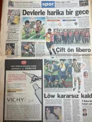 MİLLİYET GAZETESİ DOĞUM GÜNÜ HEDİYESİ - 7 MART 1999 - TAM TAKIM 34 SAYFADIR -Bülent Ecevit-Deniz Baykal-Hasan Cemal-Nail Gülen-Atilla Gökçe-Ali Eren-Ömer Üründül-Bilal Meşe-Kartal Yiğit-Halil Özer-Gürcan Bilgiç-Sina Koloğlu-Erman Şener-Nurdan Akıner-Meral Tamer-Bill Clinton-GE-Lİ-YO-RUZ-Bombacılara zorlu takip-Halka göre asıl suçlu PKK-Kartal perişan-Tribünden protesto yağdı-Devlerle harika bir gece-Çift ön libero-Löw kararsız kaldı-Ustaların TV çıkarması-Ayrıntılar önemlidir-Bravo Belediye’ye-Tarihin ortasından yol geçirdi-Clinton muz barışı istedi-Trafiğe hızlı çözüm