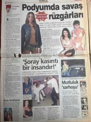 MİLLİYET GAZETESİ DOĞUM GÜNÜ HEDİYESİ - 14 KASIM 2001 -TAM TAKIM 28 SAYFADIR -Ahmet Tekin-Güneri Cıvaoğlu-Hasan Cemal-Mehmet Y. Yılmaz-Murat Saygı-Ahmet Tulgar-Yusuf İslam-Nurdan Akıner-Attila Gökçe-Fatih Terim-Lucescu-Mondragon-Ümit Milli Takımı-Ergün Penbe-Hakan Şükür-Arif Erdem-Hasan Şaş-Ömer Üründül-Erdoğan Şenay-Murat Saygı-Harun Günek-Hanifi Güney-Garbis Özatay-Gizem Özdilli-Benhan Duygu-Daniel Colagrossi-İlaç gibi-Taliban dağa halk berbere-Hedef Armutlu ileri-Cep kumarı iptal edildi-Zap yapmak refleks oldu-Viagra bisiklete bindi-UFO heyecanı-Hollanda’dan çöpçü geldi-Seksi açılış-İstanbul aramızda kalsın-Terim’e dön çağrısı-Galip geldik ama barajı geçemedik-Ümitler’e yetmedi-Haydi güneşin doğduğu yere-Ağır toplar göreve-Zaplamak bende bir refleks oldu-Namazdan çıkıp imzaya koştu