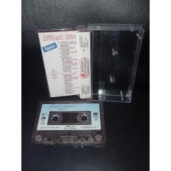 Kaset Bülent Ersoy, öptüm albümü. 1990 kağıt baskı. Orijinal. Temiz. Koleksiyonluk