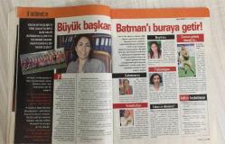 HAFTALIK HABER DERGİSİ - SAYI:121 - 2-8 AĞUSTOS 2005 - 96 SAYFA - TERCİHTE TAM İSABET OKS - KARA ŞİMŞEK REKLAMININ KAMERA ARKASI GÖRÜNTÜLERİ - SAAT KOLUNDA ABI - FETHULLAH GÜLEN VE HAYDAR BAŞ KAPIŞMASI - AURCULAR VE KADİRİLER ÜLKEDEKİ EN BÜYÜK GÜÇ OLMANIN PEŞİNDE - KADINLARIN BÜYÜK DERDİ - KİŞİYİ ÖLDÜREN SABIKALI ZAYIFLAMA HAPI - REDUCTIL - YOK SATTI TEŞEKKÜRLER TÜRKİYE - BEDELLİ ASKERLİKTE SON DURUM - KAMERALI CEP TELEFONU RÖNTGENCİLERİ - MESLEĞİNİZDE YÜKSELMEK İÇİN 10 YOL - TEKNO RÖNTGENCİLER - CANLI BOMBAYI BULAN ADAM - HASAN SABBAH - BETÜL MARDİN - BEDELLİDE SON DURUM NE - 60 YIL SONRA HIROŞİMA - SEVİŞTİKTEN SONRA SARILMADAN UYUYAN ERKEK - FAZIL HÜSNÜ DAĞLARCA - CEM YILMAZ'DAN KAMERA ARKASI DİYALOGLARI - MİT'İN YEŞİLÇAM YASAĞI - HINCAL ULUÇ'TAN AÇIKLAMA - OKAY GÖNENSİN - YÜKSEK İRTİFA - FAST TEST - ANKARA SARRAFI - 8 MİLİMETRE - ONU DİNLEMELİSİN - KİTAP - KULAK PASI - SON MOHİKAN - YAŞAM DESTEK ÜNİTESİ - FEŞİN Tİ Vİ - FAL - SELAHATTİN DUMAN - ERCAN ARIKLI - SERDAR MUTLU - NÜKET MUT