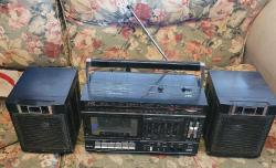 EN UCUZ JVC PC 30 MÜZİK SETİ.  SADECE ELEKTRİK KABLOSU YOK.
