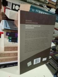 Hester Yıkıntılar Arasında