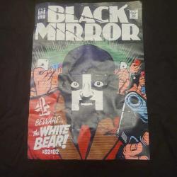 TÜRKİYEDE TEK. BLACK MİRROR TİŞÖRT. L BEDEN. KULLANILMAMIŞ.