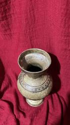 ANTİKA KOMPLE PİRİNÇ İŞLEMELİ ÇOK ŞIK VAZO