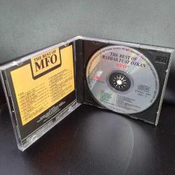 CD MFÖ Mazhar Fuat Özkan the best of MFÖ albümü. 1989 yeşil bandrollü dönem baskı. Orijinal. Sorunsuz çalışıyor.