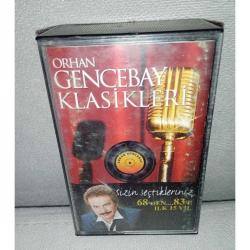 Kaset Orhan Gencebay klasikleri sizin seçtikleriniz 68'den 83'e ilk 15 yıl. orijinal kasetler sorunsuz çalışıyor. kaset kabında zamana bağlı yıpranma var