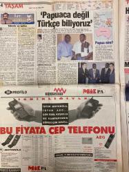 MİLLİYET GAZETESİ DOĞUM GÜNÜ HEDİYESİ - 4 NİSAN 1995 -TAM TAKIM 26 SAYFADIR -Aslıhan Koruyan-Defne Samyeli-Özlem Kaymaz-Banu Sağnak-Elif Elgaz-Arzum Onan-Özge Özsağman-Emel Yıldırım-İpek Gümüşoğlu-Orhan Pamuk-Hasan Ünlü-Musa Akak-Ahmet Çakar-Nazlı Ilıcak-Şükrü Küçükşahin-Fuat Ercan-Necmi Kepçetutan-Mesut Yavuz-Orhan Aldıngı-Sergen-Yavuz Akyüz-Aykut-Kenan Şahin-Trapattoni-Cruyff-Ristic-Sacchi-Hodgson-Schaefer-Rheigel-Terim-Heynckes-Neumann-Linda Manukyan-Nubar Manukyan-Samiha Bibiroğlu-Maison Francaise-Zsa Zsa Gabor-Shannon Tweed-Erik Estrada-Robert Caso-Silopi cezası-Alman silahları masada-Suda ölümü gördüm-Halk değerlendirme yapamıyor-Az ceset var diye üzülüyoruz-G.Saray yol gözlüyor-Cim-Bom’da çifte korku-Mutlu 3 hafta yok-İşte Daum’un İsraillisi-Aykut saltanatı-Milli takım 1 numara-Haftanın takımı-Haftanın golü-Kayyum’a hayır seçime evet-Aktaş’ın hedefi olimpiyat-Linda zamansız gitti-Kral gibi öldü-İşte beklediğiniz haber-Star 1995 Türkiye Güzellik Yarışması başlıyor-Kanal D Çılgın