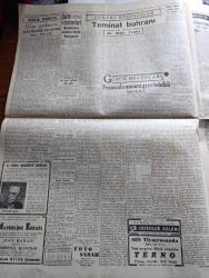 Cumhuriyet Gazetesi - 10 Ekim 1949 - millet partisinin durumu Cumhuriyet Başmakale - Hikmet Bayur ve arkadaşları hakkında adli tahkikat  fotoğraflar - Peyklerde milliyetçilik cereyanı kuvvetleniyor -  Gotwald ile Clementis bir arada fotoğraf - ara seçim arifesinde faaliyet -  Çin komünistleri Kanton önünde fotoğraf - On Binlerce lira değerindeki Üçüncü Sultan Selim divanından bir yaprak - Fenerbahçe İstanbulspor ile berabere kaldı fotoğraf - Üstad İbnülemin Mahmut Kemal - Almanya başbakanı  Adenauer Doğu Alman hükümetine çattı - teminat buhranı yazan ordinaryus profesör Doktor Hıfzı Veldet - Marko Paşa yazarı Aziz Nesin yakalandı - Nihat Erim Ankara'ya döndü - Rita Hayworth'un atı ikinci geldi - Parti adayları yazan Burhan Felek - Galatasaray Cecil takımına 31 47 yenildi - Turgut Reis yazan Halikarnas Balıkçısı Yazı Dizisi - emeklilik kanununun izahı yazan eski Maliye müsteşarı Esat Tekeli Yazı Dizisi - Beşiktaş 5 Emniyet 1 - Ziraat Bankası - İstanbul Ankara Radyosu Programı - bulmaca