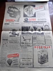 Cumhuriyet Gazetesi - 10 Ekim 1949 - millet partisinin durumu Cumhuriyet Başmakale - Hikmet Bayur ve arkadaşları hakkında adli tahkikat  fotoğraflar - Peyklerde milliyetçilik cereyanı kuvvetleniyor -  Gotwald ile Clementis bir arada fotoğraf - ara seçim arifesinde faaliyet -  Çin komünistleri Kanton önünde fotoğraf - On Binlerce lira değerindeki Üçüncü Sultan Selim divanından bir yaprak - Fenerbahçe İstanbulspor ile berabere kaldı fotoğraf - Üstad İbnülemin Mahmut Kemal - Almanya başbakanı  Adenauer Doğu Alman hükümetine çattı - teminat buhranı yazan ordinaryus profesör Doktor Hıfzı Veldet - Marko Paşa yazarı Aziz Nesin yakalandı - Nihat Erim Ankara'ya döndü - Rita Hayworth'un atı ikinci geldi - Parti adayları yazan Burhan Felek - Galatasaray Cecil takımına 31 47 yenildi - Turgut Reis yazan Halikarnas Balıkçısı Yazı Dizisi - emeklilik kanununun izahı yazan eski Maliye müsteşarı Esat Tekeli Yazı Dizisi - Beşiktaş 5 Emniyet 1 - Ziraat Bankası - İstanbul Ankara Radyosu Programı - bulmaca