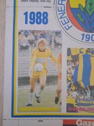 FENERBAHÇE 1989 1990 ŞAMPİYONU KARTONET POSTER NADİR KOLEKSİYONLUK ÜRÜN TONİ SCHUMACHER OĞUZ ÇETİN AYKUT KOCAMAN İSMAİL KARTAL RIDVAN DİLMEN HASAN VEZİR TURHAN SOFUOĞLU , MÜJDAT YETKİNER